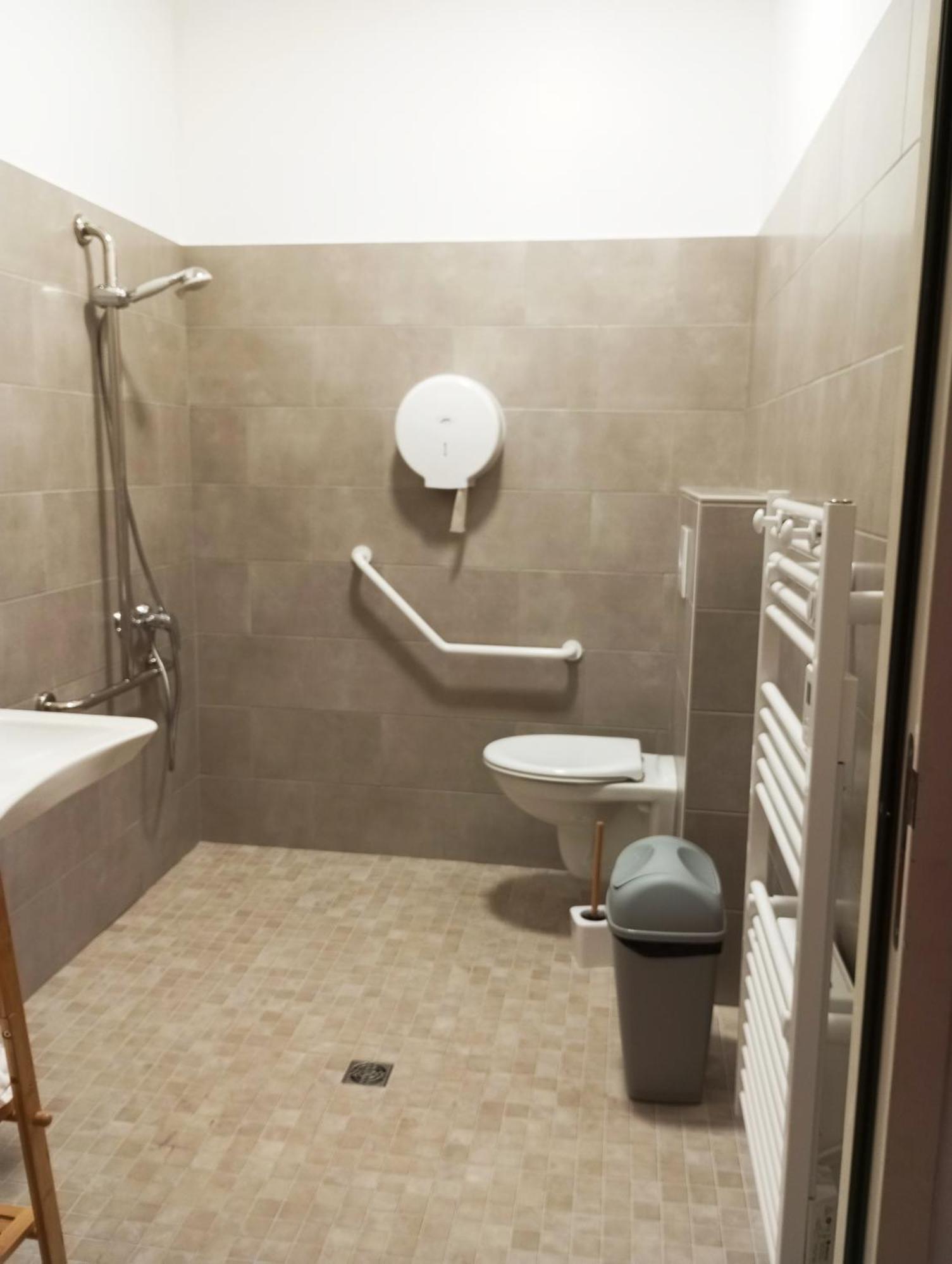 Chambre D'Hotes Pmr Hildegarde Moissac Exterior photo